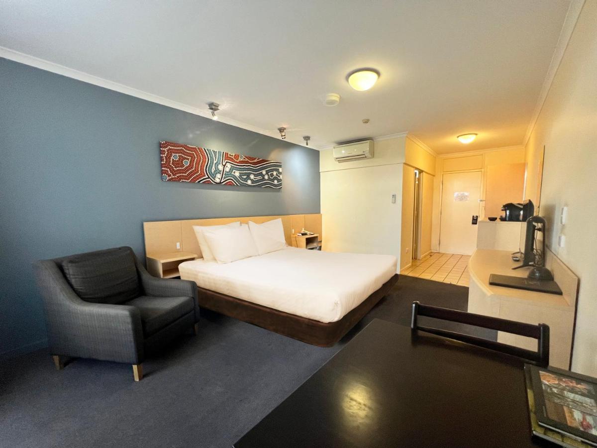 Stay At Alice Springs Hotel Exterior photo