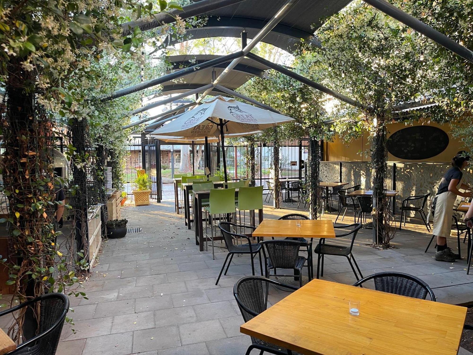 Stay At Alice Springs Hotel Exterior photo