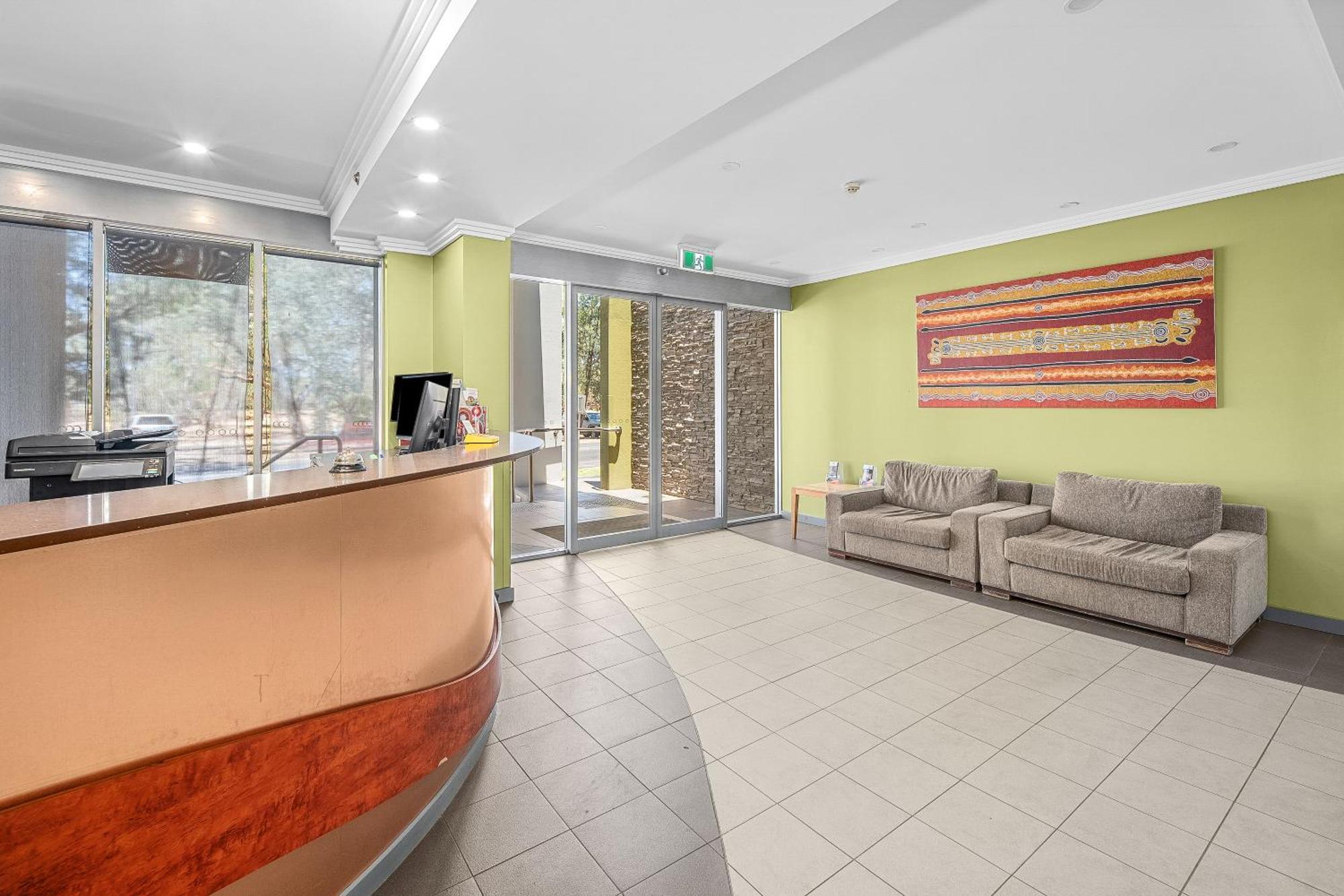 Stay At Alice Springs Hotel Exterior photo